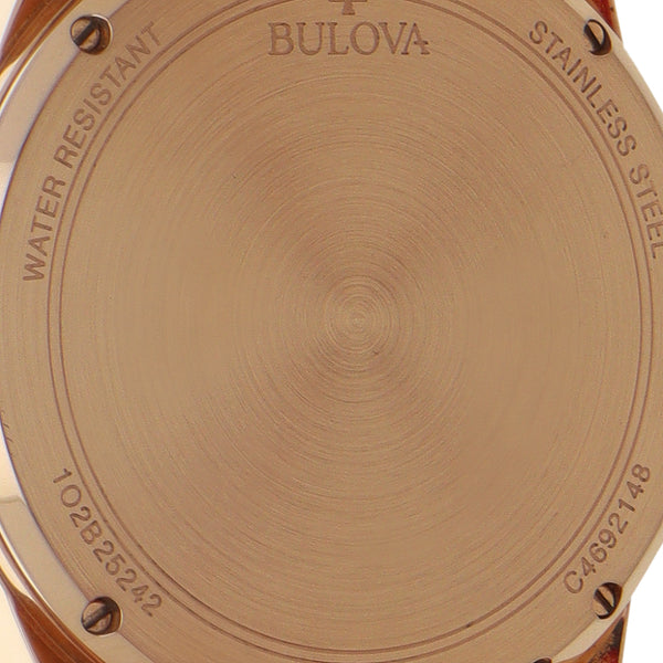 Reloj Bulova para caballero modelo Futuro.