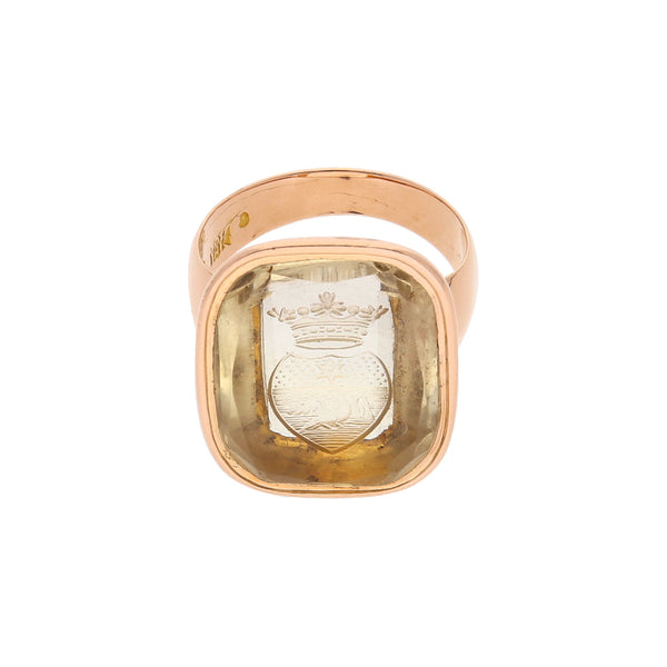 Anillo diseño especial con sintético en oro rosa 18 kilates.