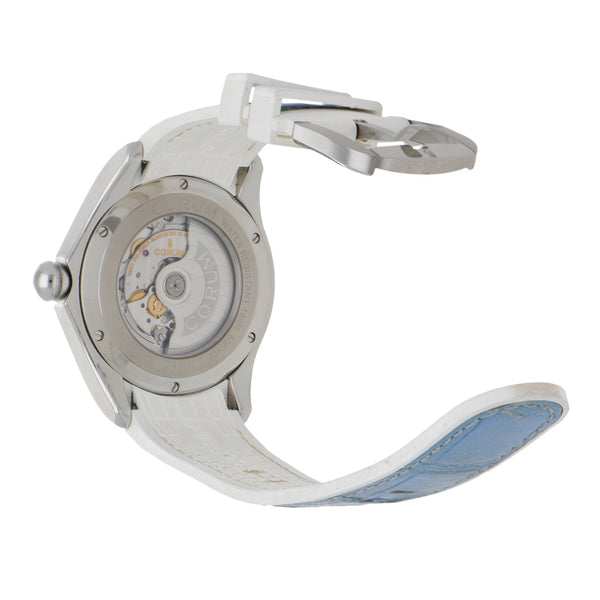 Reloj Corum para dama modelo Bubble.