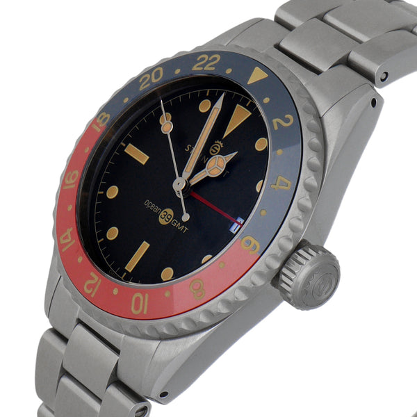 Reloj Steinhart para caballero modelo Ocean 39 GMT.