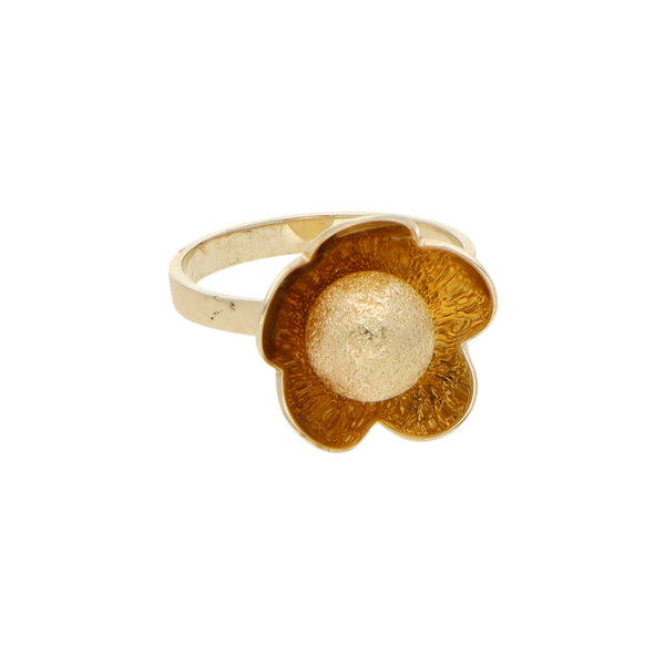 Anillo diseño especial motivo flor en oro amarillo 14 kilates.