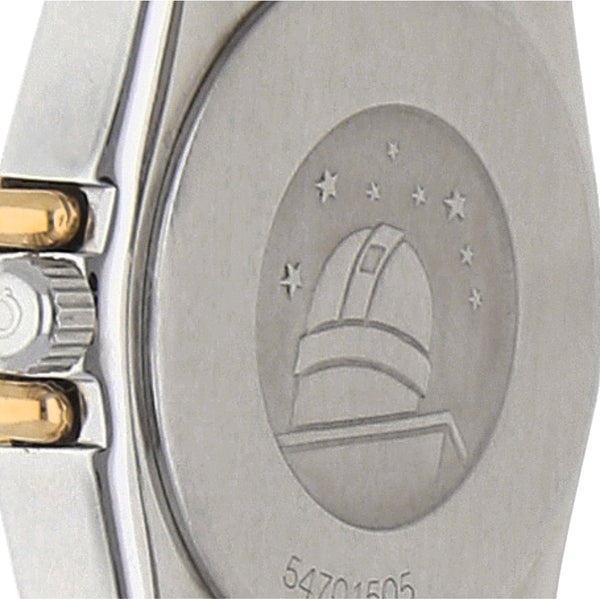 Reloj Omega para dama modelo Constellation vistas en oro amarillo 18 kilates.